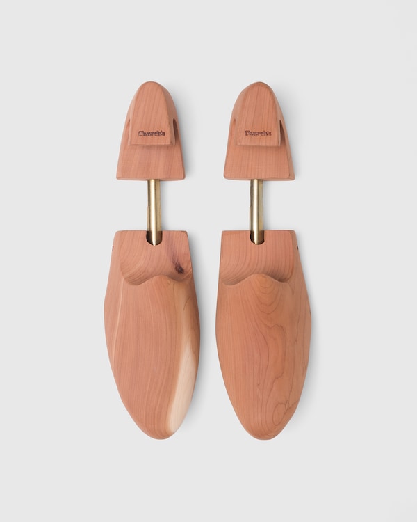 Cedar-wood shoe trees for women Neutral
