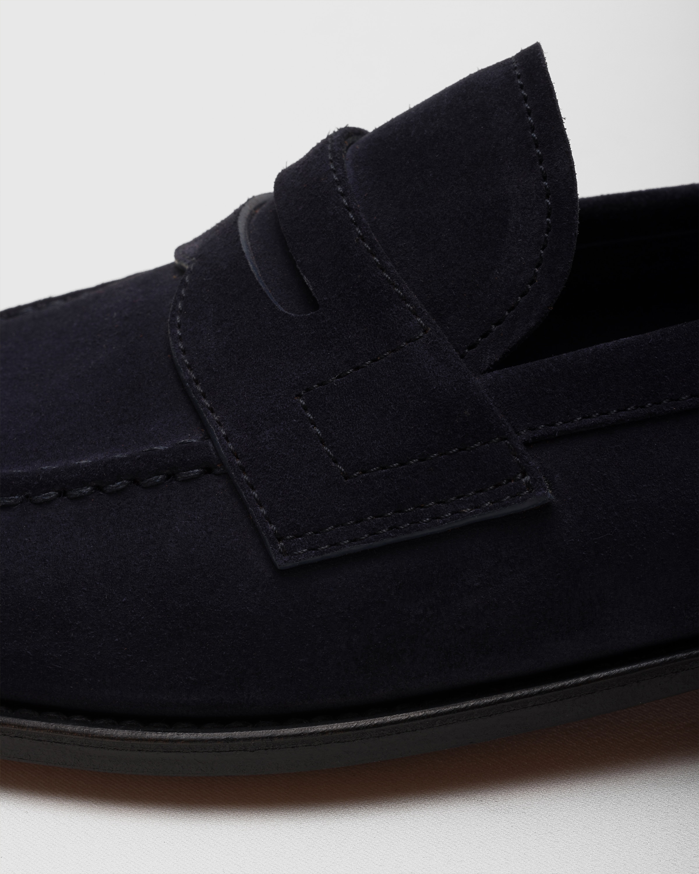 Church's チャーチ ローファー ネイビー スエード 美品 ネイビー スエード ローファー | Church's