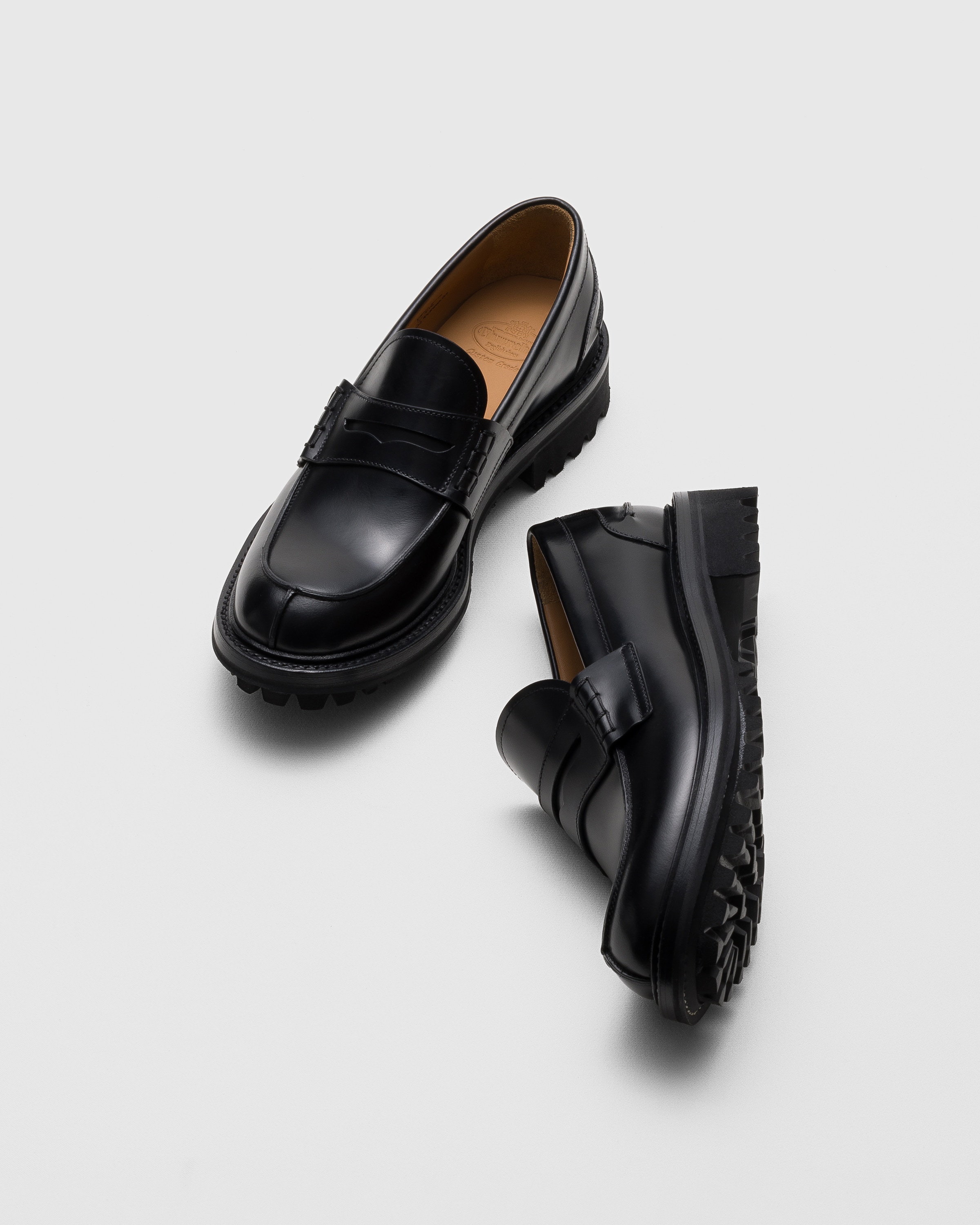 ブラック ロイスカーフレザー ローファー | Church's