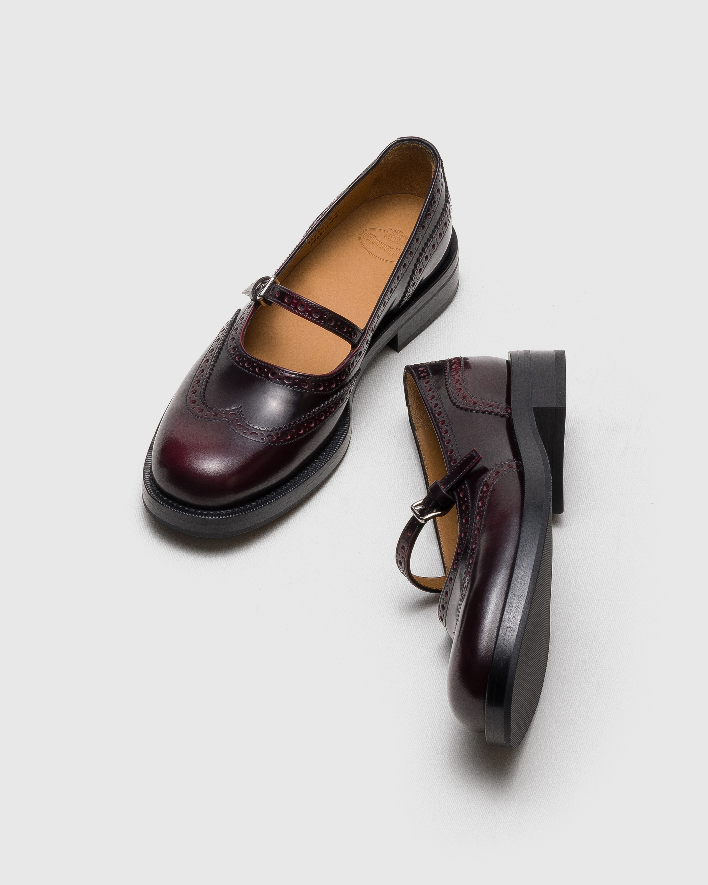 Mary Jane Oxford Brogue en cuir Fumé poli