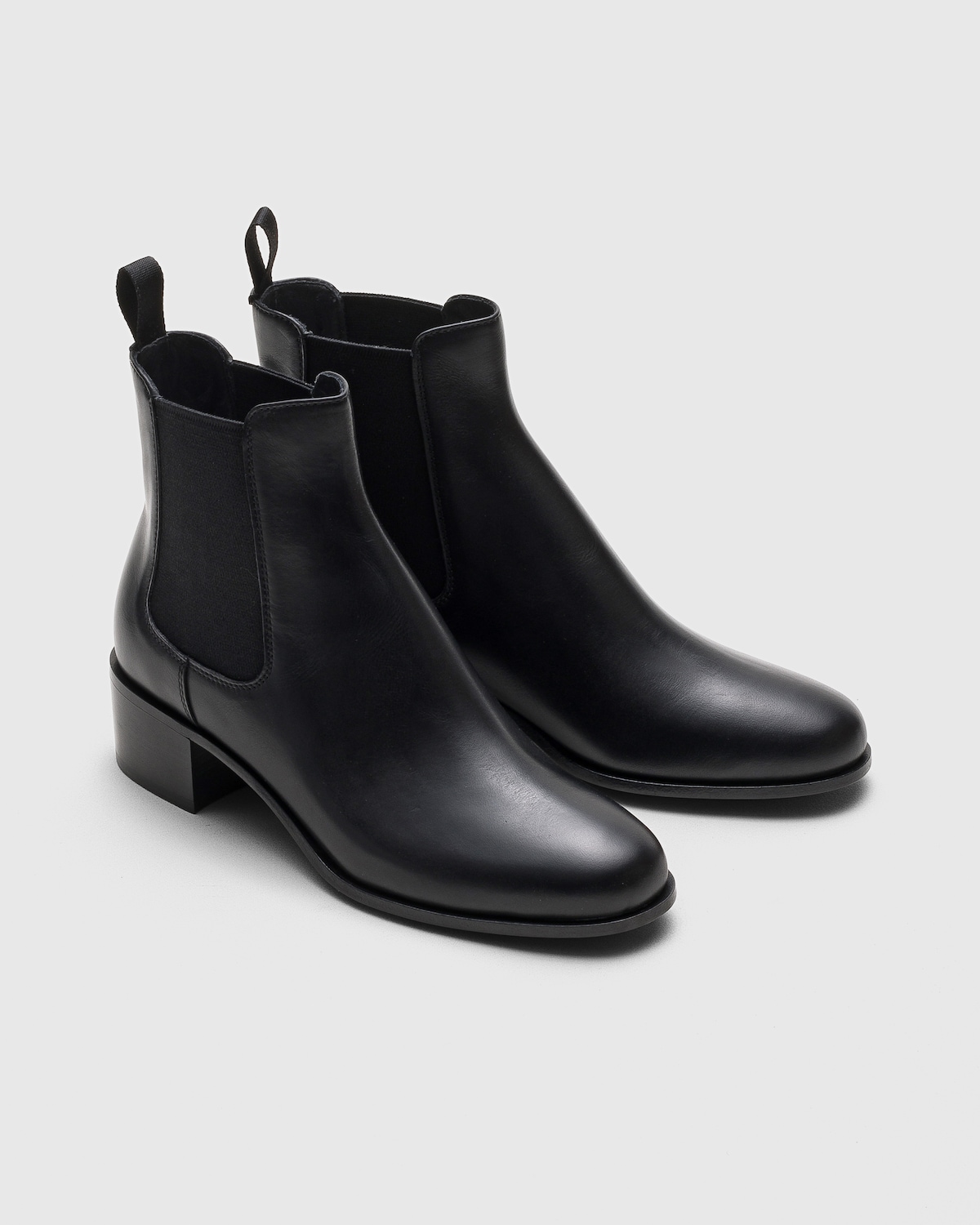 ORELISSE – Elegant and Sophisticated Boots