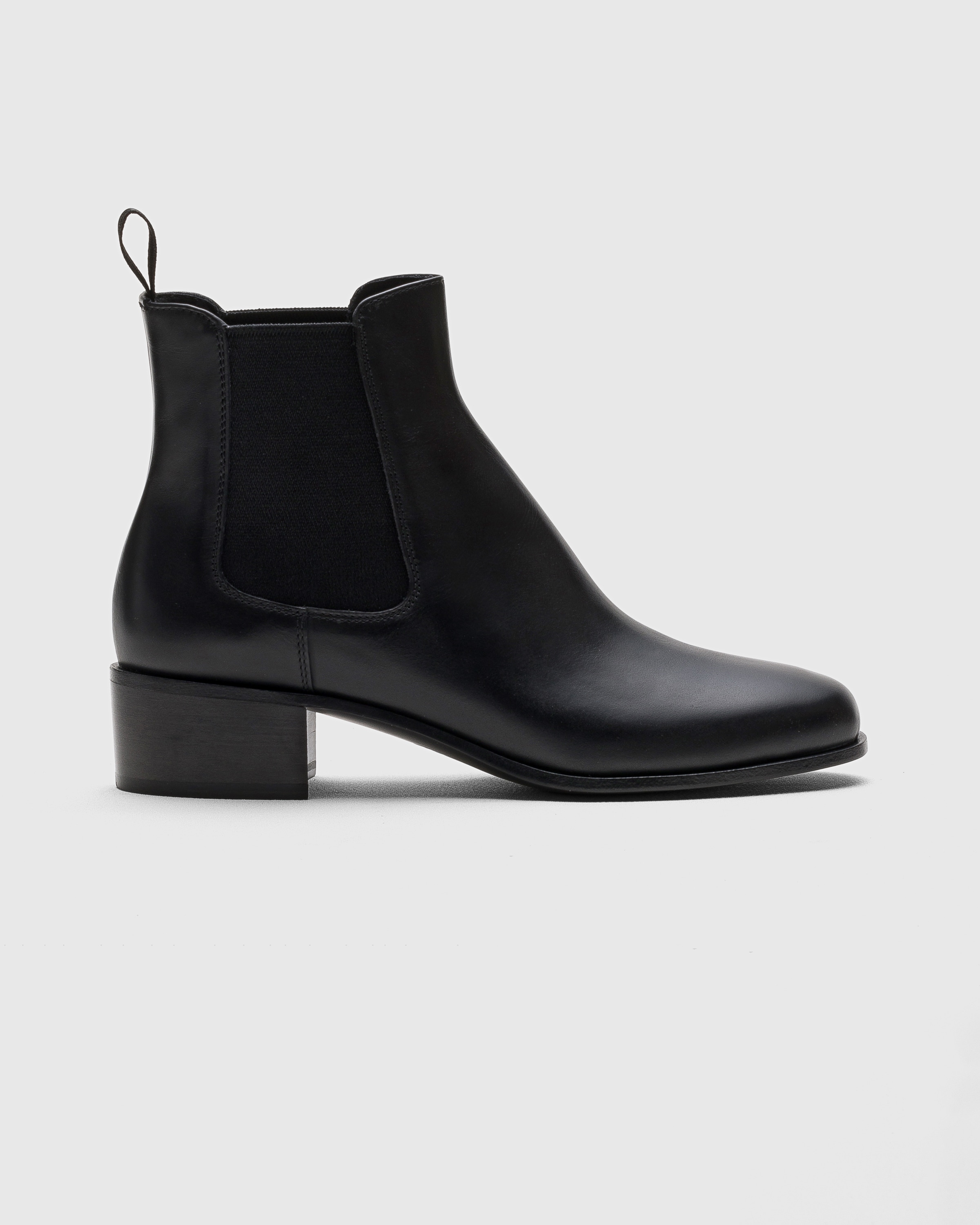 Church's ブラック チェルシーブーツ ブラック ポリッシュドフュメレザー チェルシーブーツ | Church's