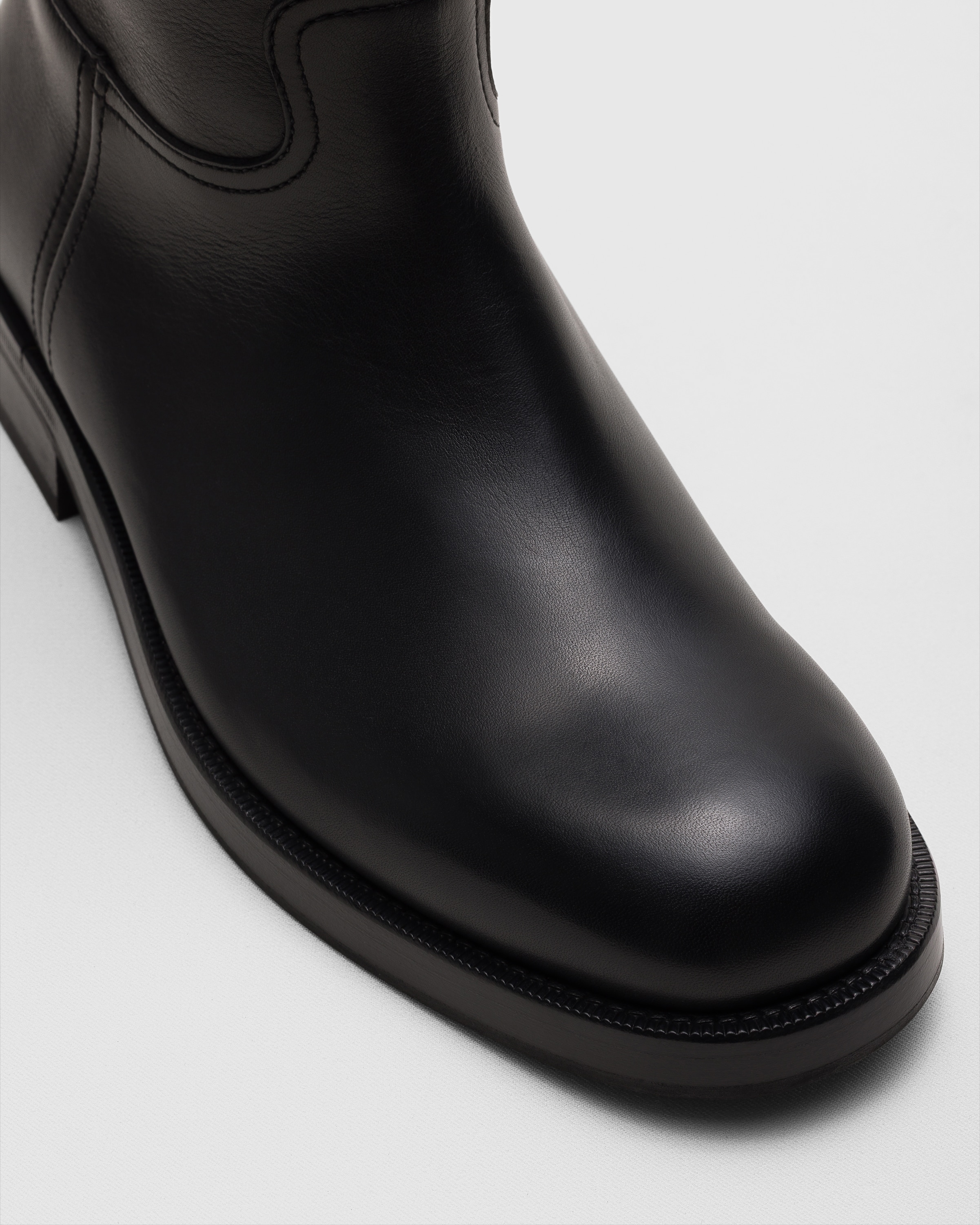 新品Church’s チャーチ　prestige calf black 7.5 Church's（チャーチ）の「Church's Beijing Leather Chelsea Boots