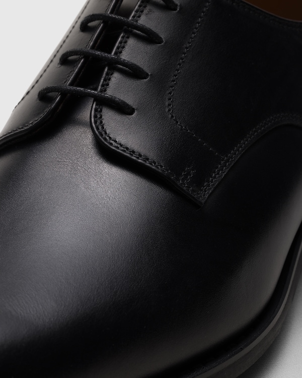 Calfskin Derby Black