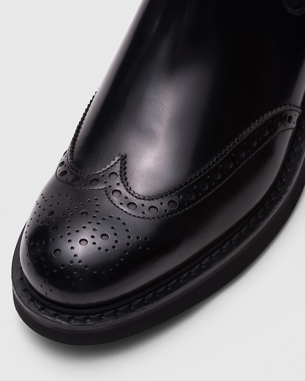 Polished Fumè Chelsea Boot Black