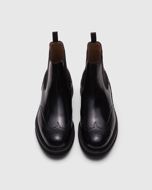 Polished Fumè Chelsea Boot Black